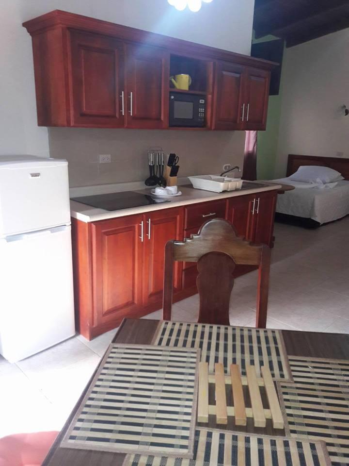 Hotel Pasabien Huite Buitenkant foto